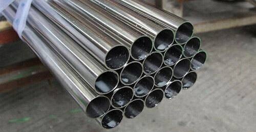 Close-up of Stainless Steel 321 Tubes showing smooth, seamless structure.